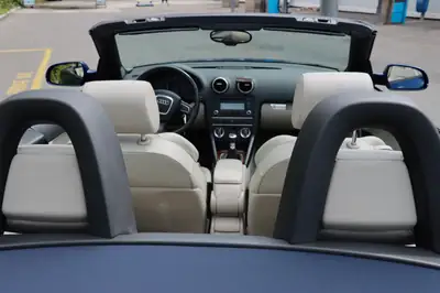 Audi A3 2.0 TDI Cabriolet — Décapotable diesel sportive, 150'000 km — intérieur