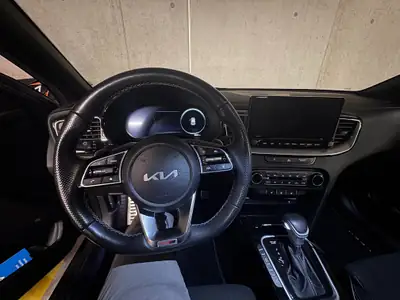 Kia XCeed 1.6 T-GDi GT-Line — SUV dynamique 204 PS, peu kilométré, garantie usine — Miniature 17