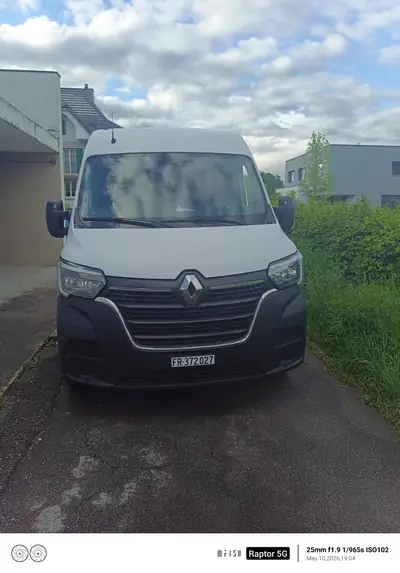 Renault Master 2.3 dCi 180 TwinTurbo — 9 places, moteur biturbo puissant, 74'000 km seulement — fianco