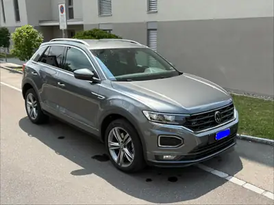 VW T-ROC 2.0 TDI SCR Sport DSG 4motion — SUV compact robuste, 67'800 km — Außenansicht