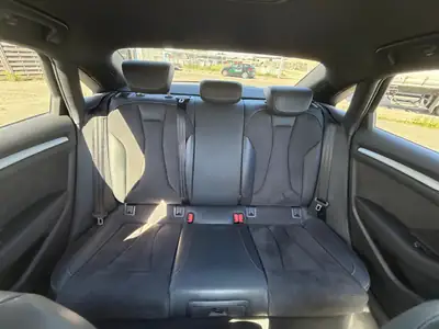 Audi A3 2.0 40 TDI Sport Quattro — Diesel puissant, transmission S-Tronic, 184 000 km — dettaglio