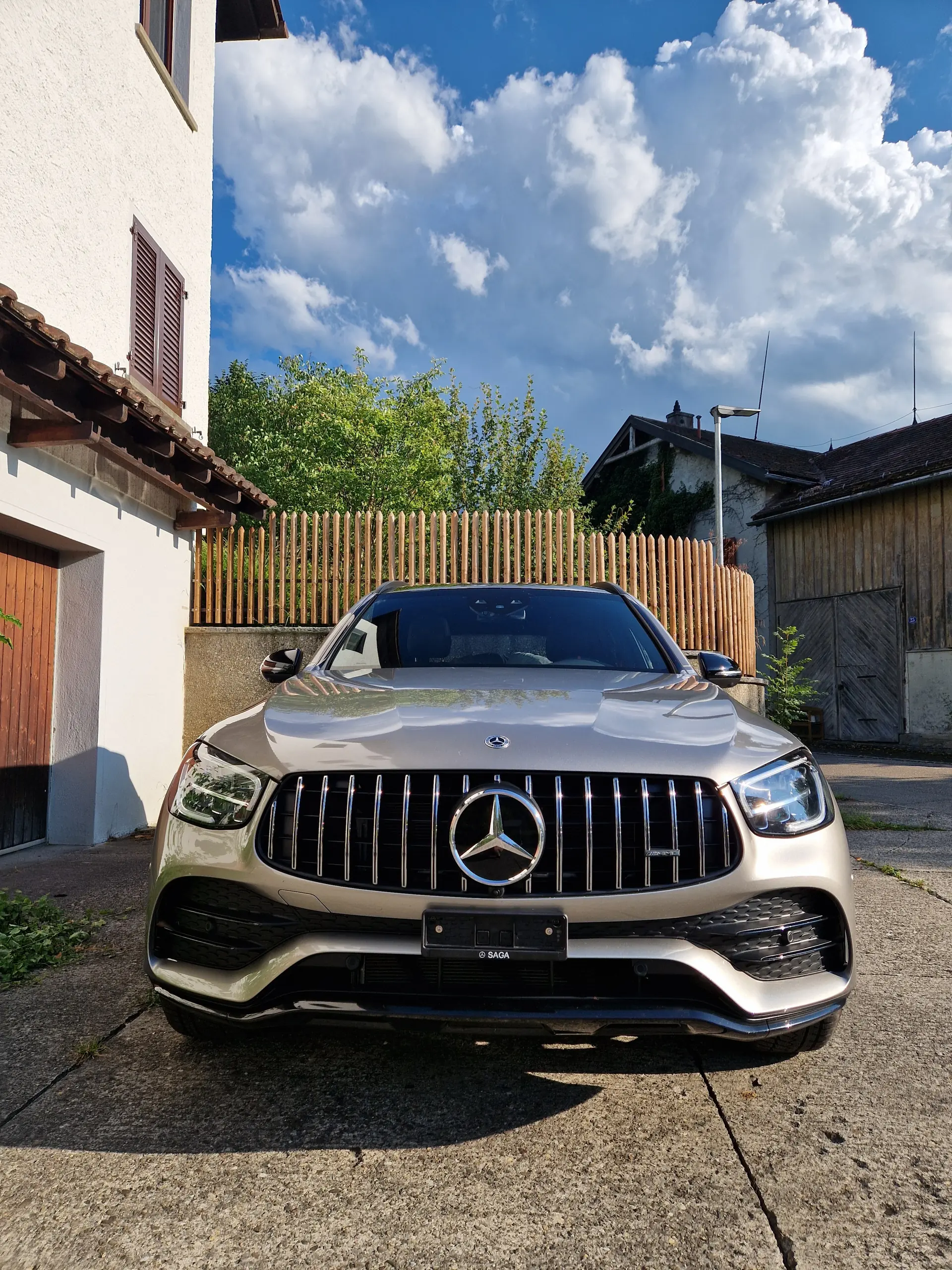 Mercedes-Benz GLC 43 AMG — SUV performance 390 ch, 49 000 km seulement