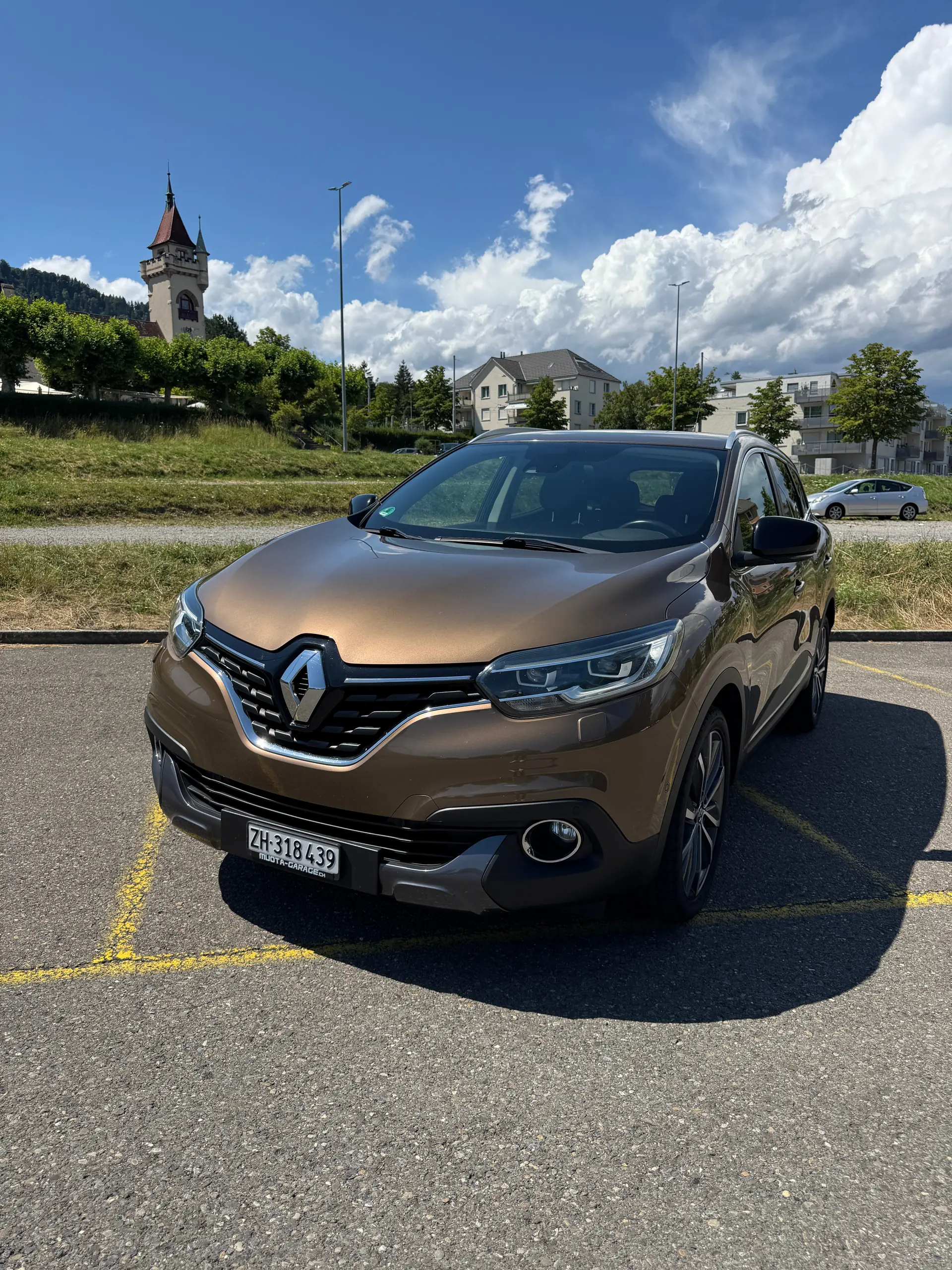 Renault Kadjar 1.2 16V Bose — SUV compact fiable, sans accident, 102 000 km — Außenansicht