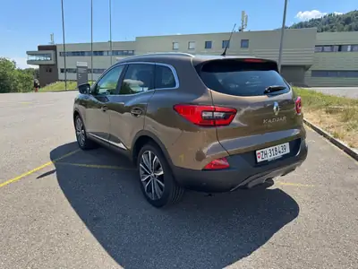 Renault Kadjar 1.2 16V Bose — SUV compact fiable, sans accident, 102 000 km — Armaturenbrett