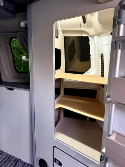 Ford Transit Custom Nugget 2.0 TDCi 170 — Camping-car aménagé, toit relevable, 40 500 km — Miniatur 8