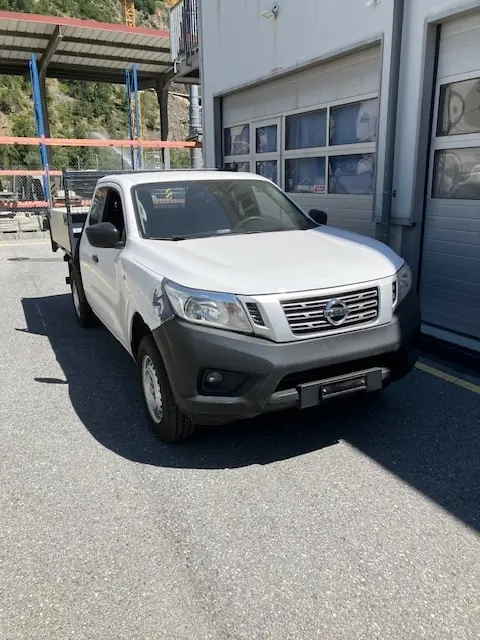 Nissan Navara 2017 occasion Glis — 2