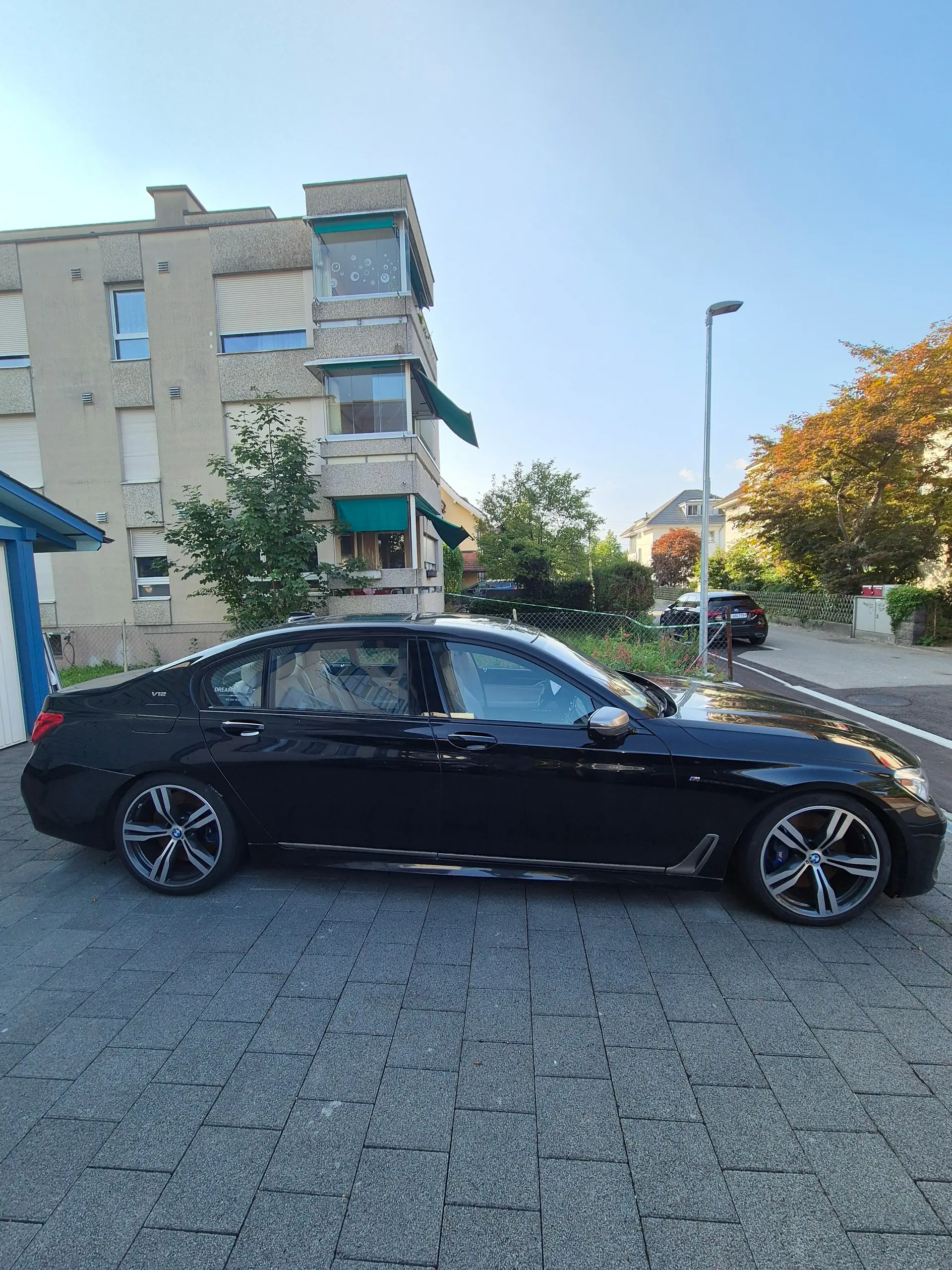 BMW M760 2017 occasion Thun — 2