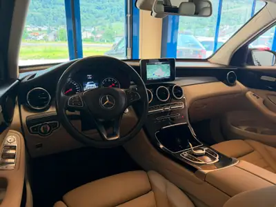 Mercedes-Benz GLC 300 4Matic — SUV premium 245 ch, garantie 12 mois incluse — Miniature 12