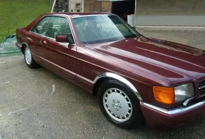 Mercedes-Benz 500 SEC 1990 — Coupé grand tourisme légendaire, véritable pièce de collection — Heckansicht