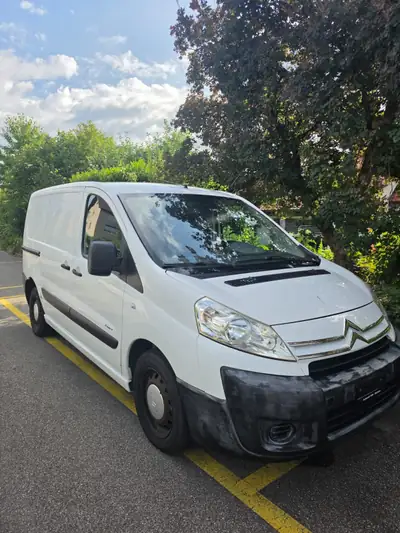 Citroën Jumpy 1.6 HDI 90 — Utilitaire fiable, 109'000 km, attelage inclus — vista esterna