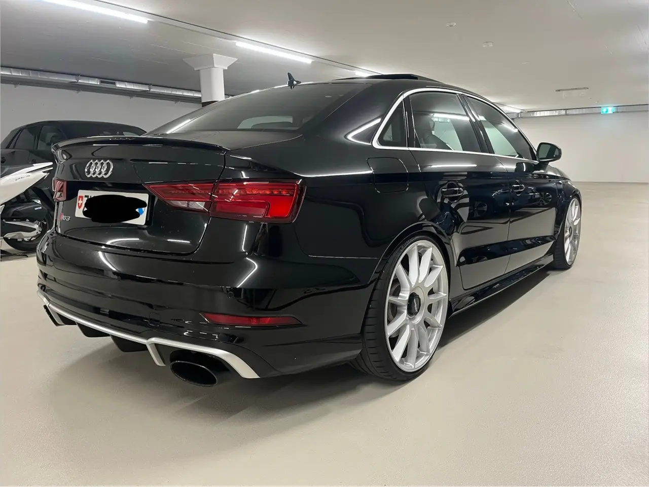 Audi RS3 2017 occasion Dübendorf — 2
