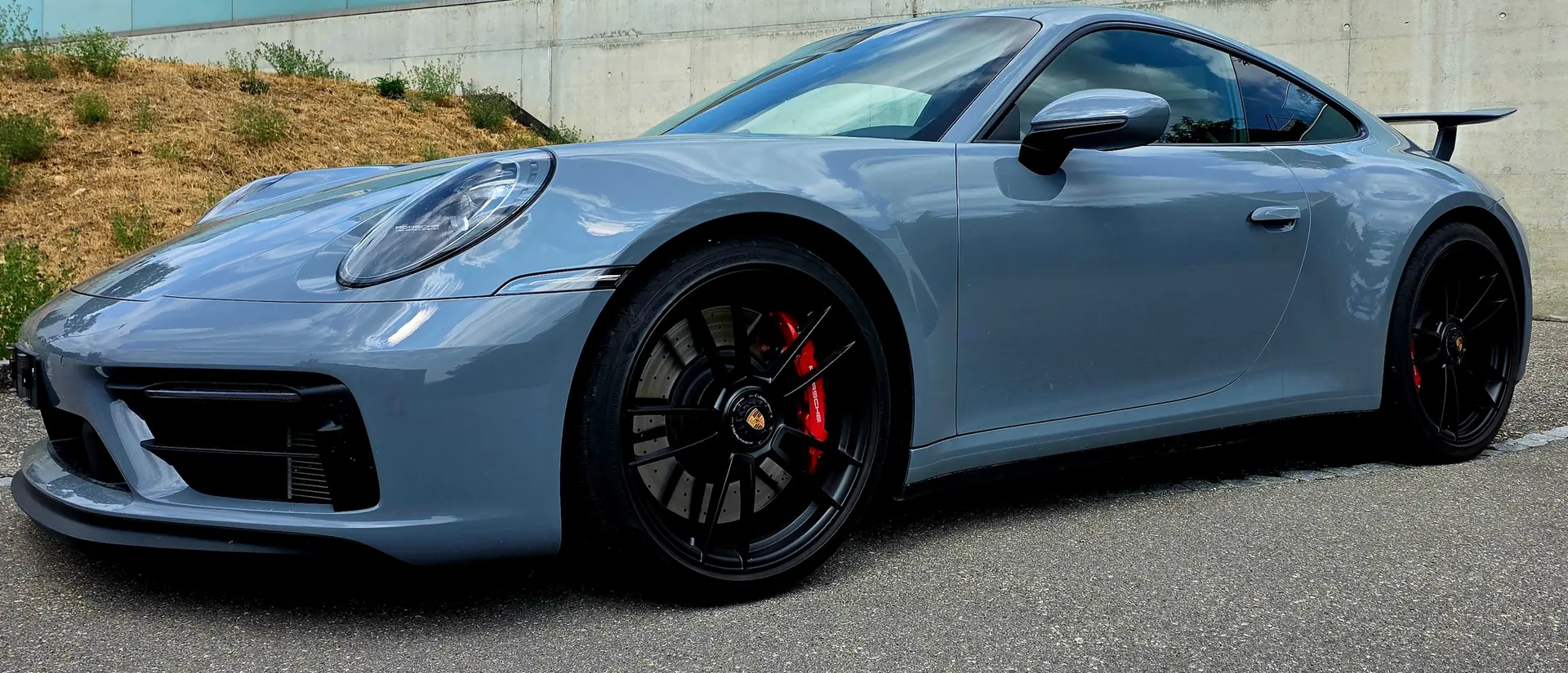 Porsche 911 Carrera GTS PDK — Coupé sportif haute performance, 11'000 km seulement