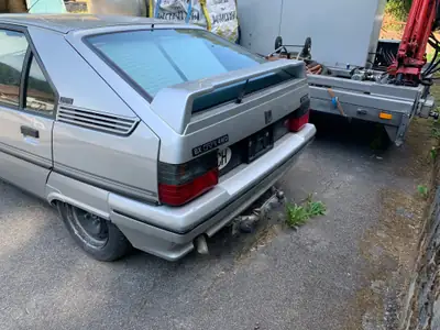 Citroën BX 19 GTI 4WD — Berline sportive 4x4 des années 90, authentique et fiable — Armaturenbrett