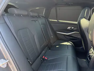 BMW 320d xDrive Touring M Sport — Diesel hybride 48V, faible kilométrage, garantie inclusive — Thumbnail 19