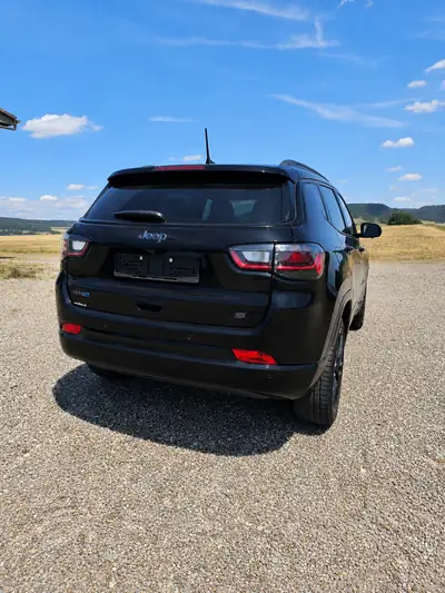 Jeep Compass 1.3 4xe — Hybride rechargeable 241 ch, faible kilométrage — rear view