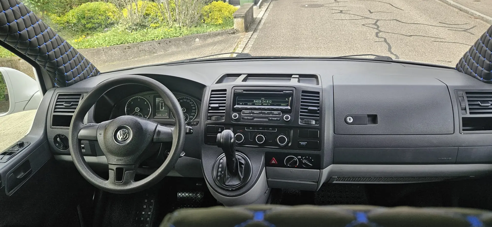 Volkswagen T5 2012 occasion Einsiedeln — 4
