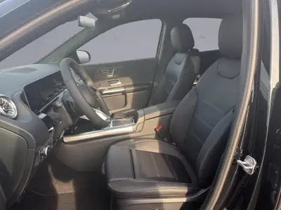 Mercedes-Benz GLA 250 Swiss Star Progressive — SUV compact hybride 4MATIC, quasi neuf — Thumbnail 9