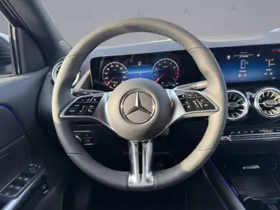 Mercedes-Benz GLA 250 Swiss Star Progressive — SUV compact hybride 4MATIC, quasi neuf — Thumbnail 12