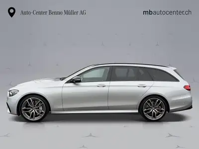 Mercedes-Benz E 53 AMG 4matic+ Kombi — Berline sport hybride, 57 500 km seulement — side view