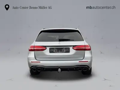 Mercedes-Benz E 53 AMG 4matic+ Kombi — Berline sport hybride, 57 500 km seulement — interior