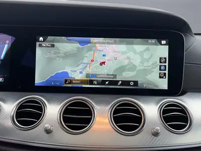 Mercedes-Benz E 53 AMG 4matic+ Kombi — Berline sport hybride, 57 500 km seulement — Thumbnail 15