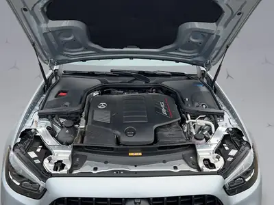 Mercedes-Benz E 53 AMG 4matic+ Kombi — Berline sport hybride, 57 500 km seulement — Thumbnail 19