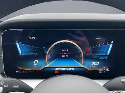 Mercedes-Benz E 53 AMG 4matic+ Kombi — Berline sport hybride, 57 500 km seulement — Thumbnail 31