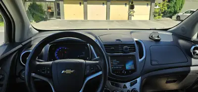Chevrolet Trax 1.4T LTZ 4x4 — SUV compact robuste, entretien régulier, faible kilométrage — Armaturenbrett