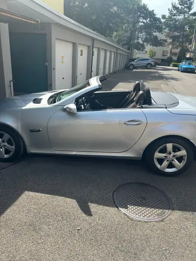 Mercedes-Benz SLK 200 Kompressor — Cabriolet sportif affranchi, 185 000 km, sans sinistre — vista esterna