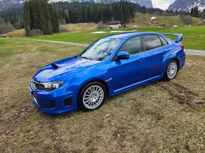 Subaru WRX 2.5 T Sport 2011 — Berline sportive 300 ch, transmission manuelle, 4 roues motrices — Heckansicht