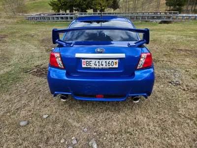 Subaru WRX 2.5 T Sport 2011 — Berline sportive 300 ch, transmission manuelle, 4 roues motrices — Innenraum