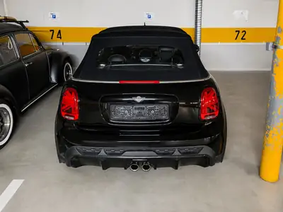 MINI Cabrio 2.0 JCW — Cabriolet sportif 231 ch, peu kilométré — Innenraum