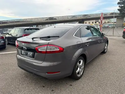 Ford Mondeo Break TDCi 140 ch — Familial diesel automatique, entretien maîtrisé — dashboard