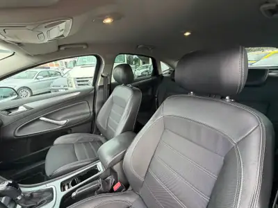 Ford Mondeo Break TDCi 140 ch — Familial diesel automatique, entretien maîtrisé — Thumbnail 10