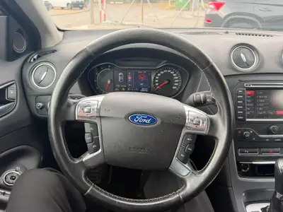 Ford Mondeo Break TDCi 140 ch — Familial diesel automatique, entretien maîtrisé — Thumbnail 15