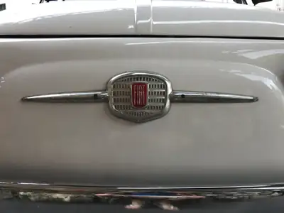 Fiat 500 Nuova 1967 — Icône rétro authentique, entretien complet 2026 — tableau de bord