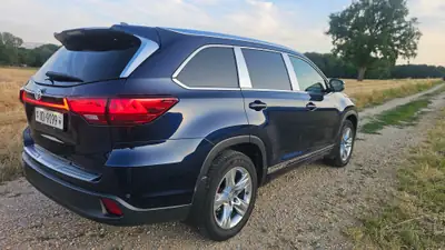 Toyota Highlander 2015 — SUV 7 places hybride, 212'000 km, sans sinistre — dettaglio