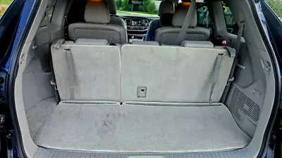 Toyota Highlander 2015 — SUV 7 places hybride, 212'000 km, sans sinistre — Miniatura 15