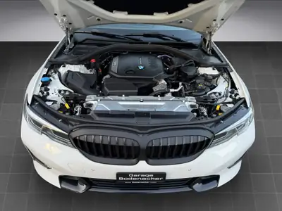BMW 320d xDrive 48V — Berline diesel sportive avec technologie hybride légère — Thumbnail 17