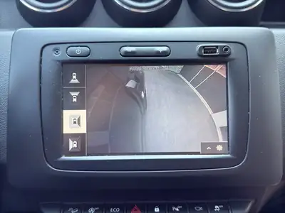 Dacia Duster TCe 150 Prestige 4x4 — SUV polyvalent, équipé et sans accident — Thumbnail 28