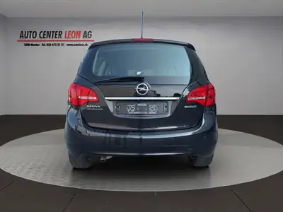 Opel Meriva 1.4 Turbo — Monospace compact fiable, équipé et sans accident — tableau de bord