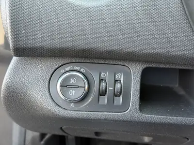 Opel Meriva 1.4 Turbo — Monospace compact fiable, équipé et sans accident — Miniature 21