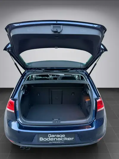 VW Golf 1.4 TSI Comfortline — Compacte fiable avec équipements premium et faible kilométrage — Thumbnail 18