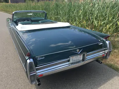 Cadillac DeVille Convertible 1964 — Cabriolet légendaire, 340 ch de prestige américain — Detail