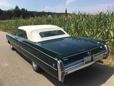 Cadillac DeVille Convertible 1964 — Cabriolet légendaire, 340 ch de prestige américain — Miniatur 13
