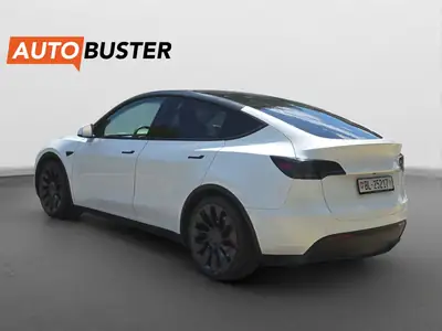 Tesla Model Y Performance 534 PS — Électrique haute performance, 52 400 km seulement — rear view