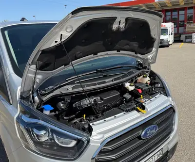 Ford Transit Custom 2.0 TDCi 170 — Utilitaire robuste, 106 000 km, état impeccable — Miniatura 10