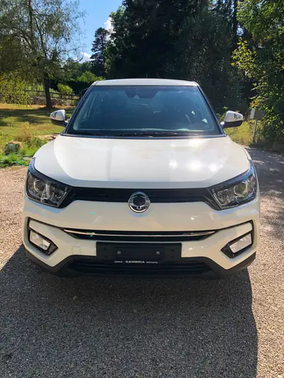 SsangYong Tivoli 1.6 e-XDi Sapphire 4WD — SUV compact diesel, freins neufs, 4x4 fiable — Außenansicht