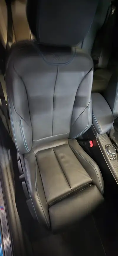 BMW M2 Coupé 370 ch — Sportive pure, entretien suivi, sans sinistre — Thumbnail 7