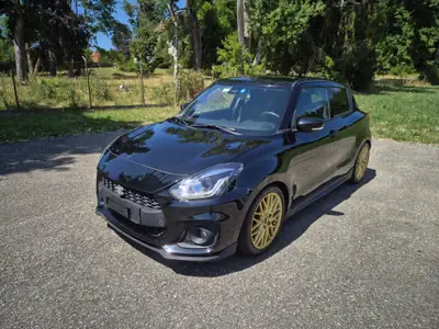 Suzuki Swift 1.4 T Sport Compact Top Hybrid — Citadine écologique et dynamique, 59'000 km — Außenansicht